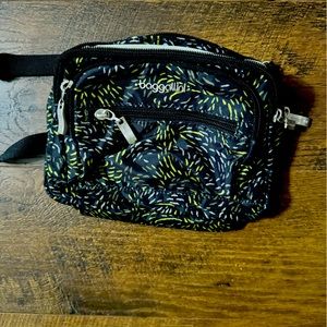 Baggalini crossbody